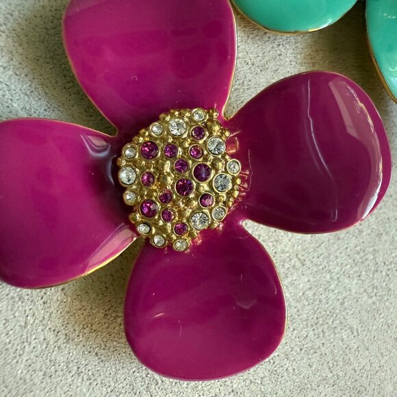 Crystal metal pins - Picture 3 of 9